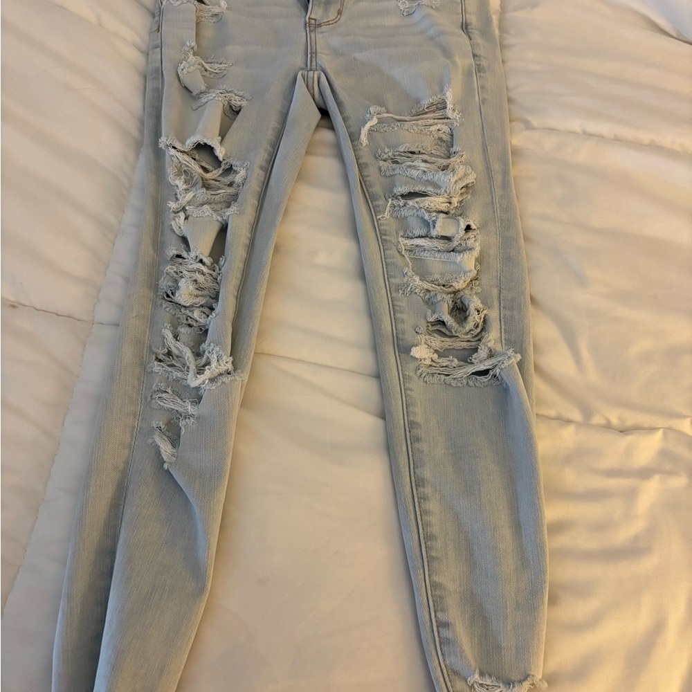 American Eagle light blue jeans